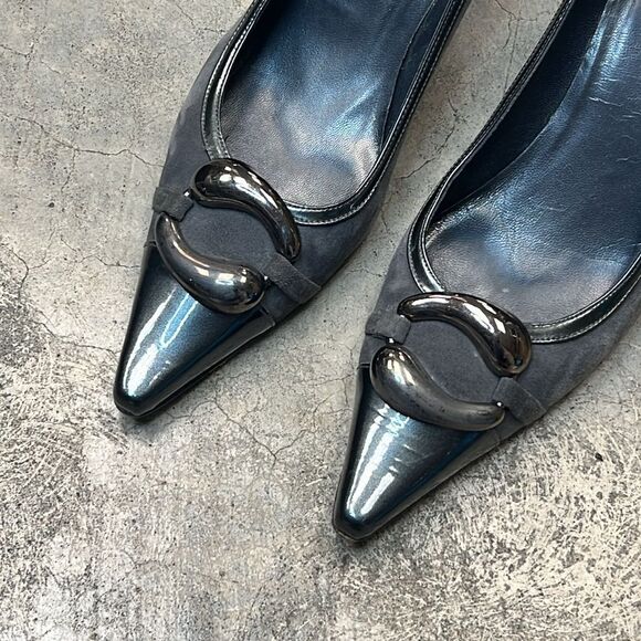 Stuart Weitzman, charcoal suede, and Patent pumps - Picture 2 of 7